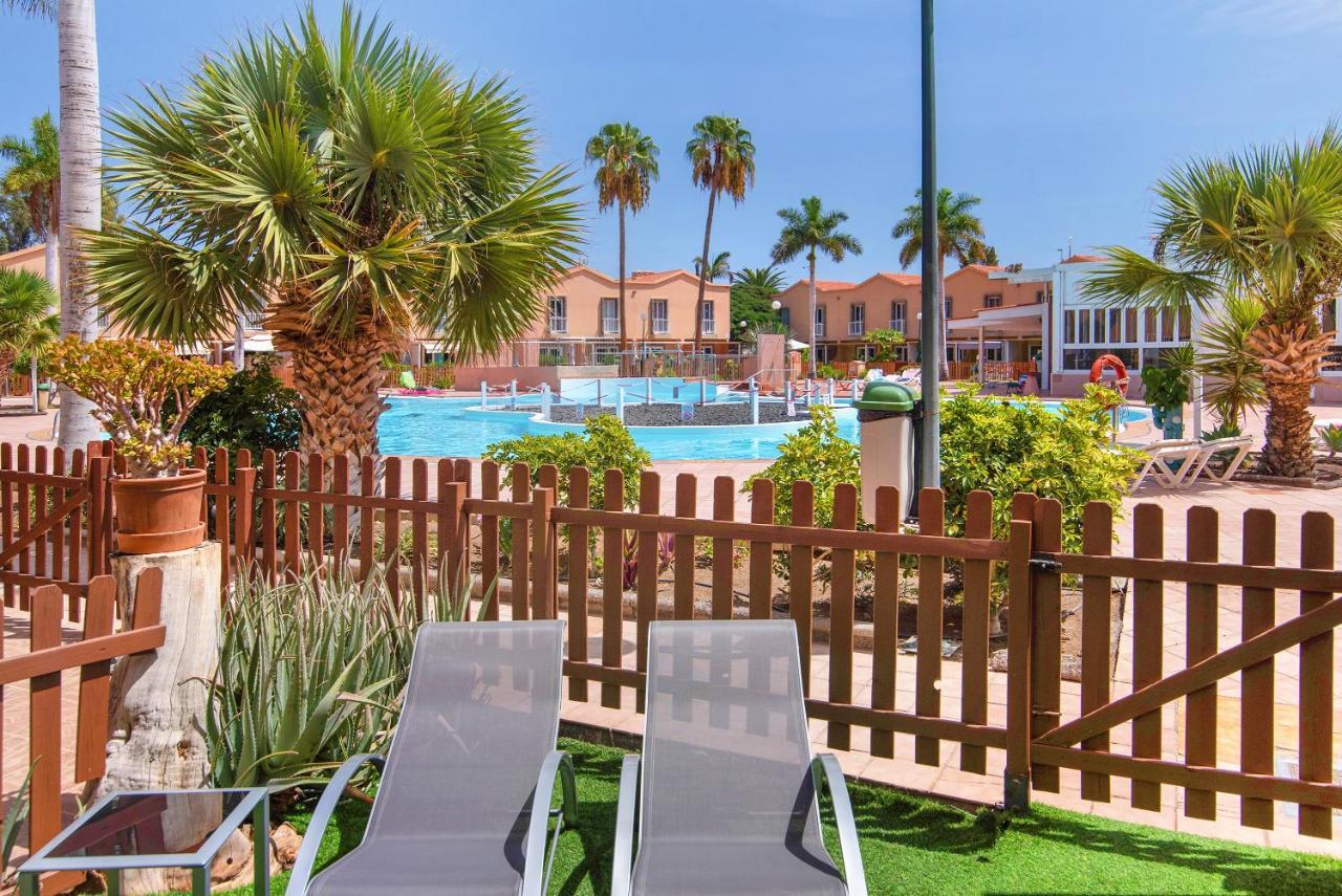 Oasis Pool View Апартаменты *